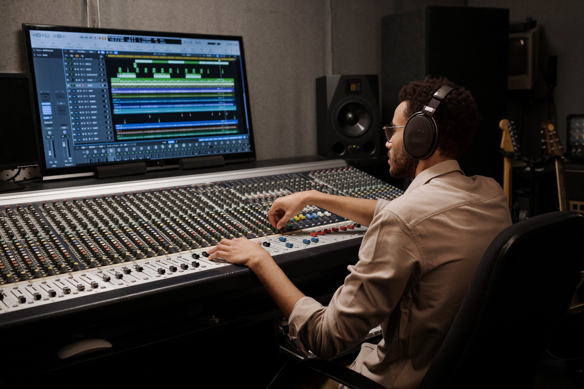 Audio Engineer Responsibilities Guru Blog